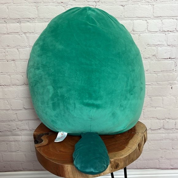 Selassi the Platypus Green Squishmallow - Picture 2 of 11